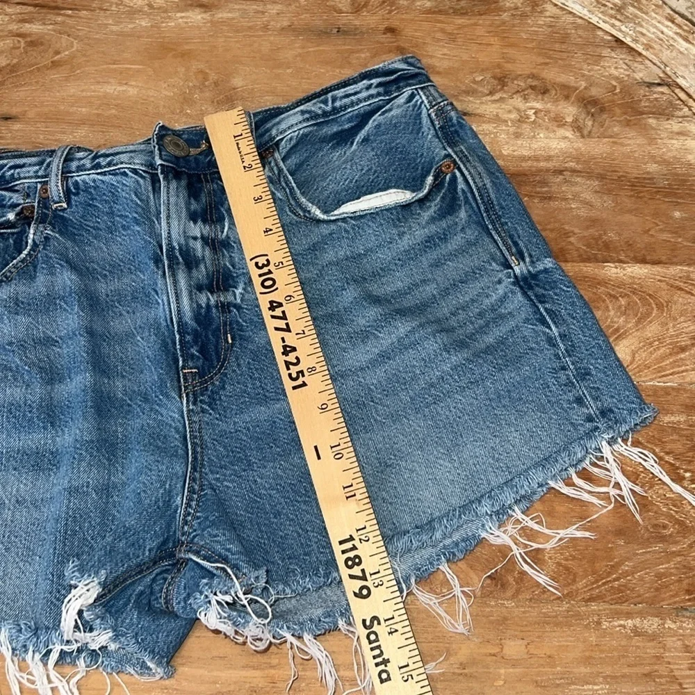 AMERICAN EAGLE 90’s Boyfriend Blue Jean Shorts Cutoffs, Size 10 - Picture 7 of 8